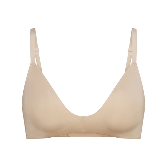 SKIMS Ultimate Wireless Bra Color Sand Size 32DD NWT - Picture 1 of 6